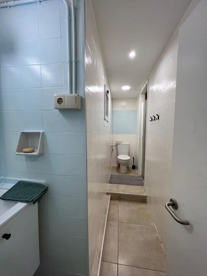 Alojamiento Con Encanto En Planta Superior Ideal Para Trabajo Y Escapadas Familiares En Montserrat Esparreguera Exterior foto